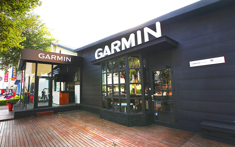 garmin stores